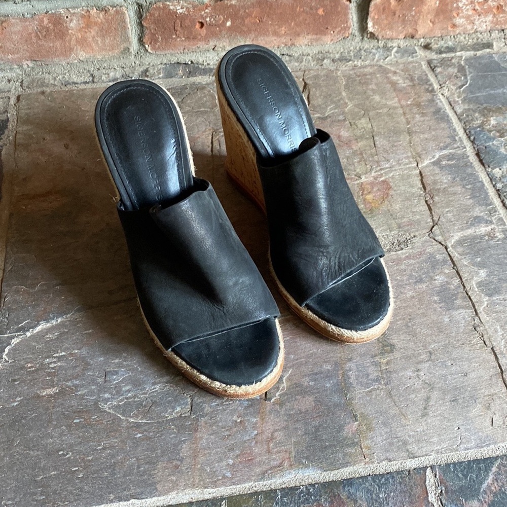 Sigerson Morrison wedge, size 7 - Picture 2 of 7